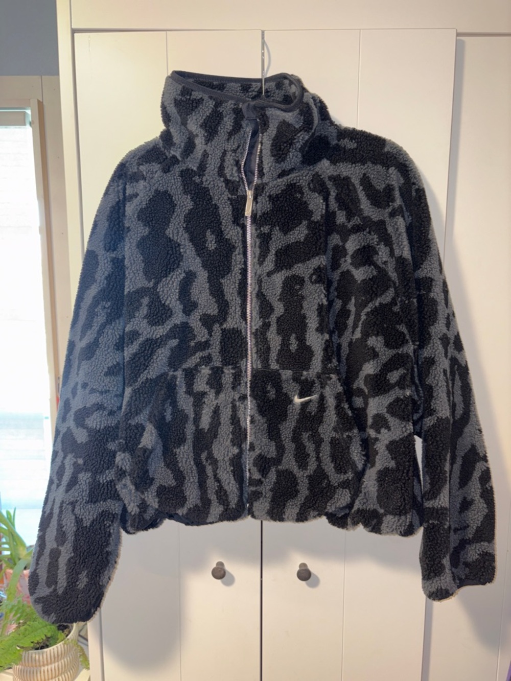 Nike Black & Charcoal Leopard Sherpa Zip Jacket